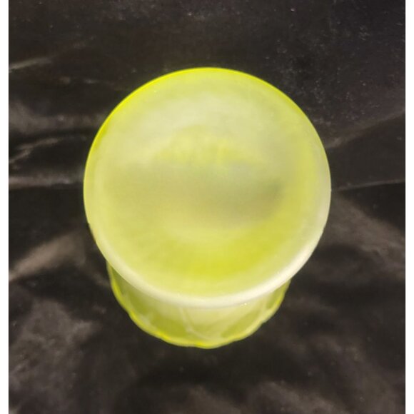 Vintage Green Satin Glass Vase "Dove and Brushes" Pattern by Guernsey Glass Comp - Picture 6 of 15